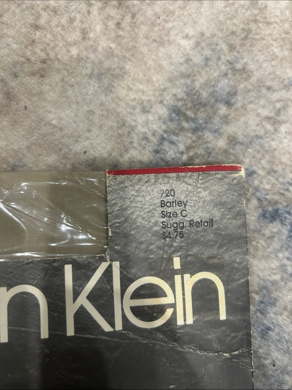 Calvin Klein #720 Barley size C Daytime Sheer Control Top sandaltoe Pantyhose